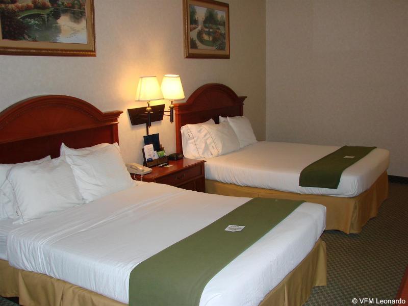 Holiday Inn Express Hotel & Suites Elkhart-South Extérieur photo