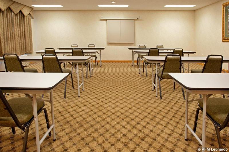 Holiday Inn Express Hotel & Suites Elkhart-South Extérieur photo